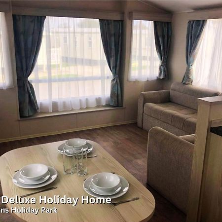 Spruce Deluxe Holiday Home Мейблторп Екстер'єр фото